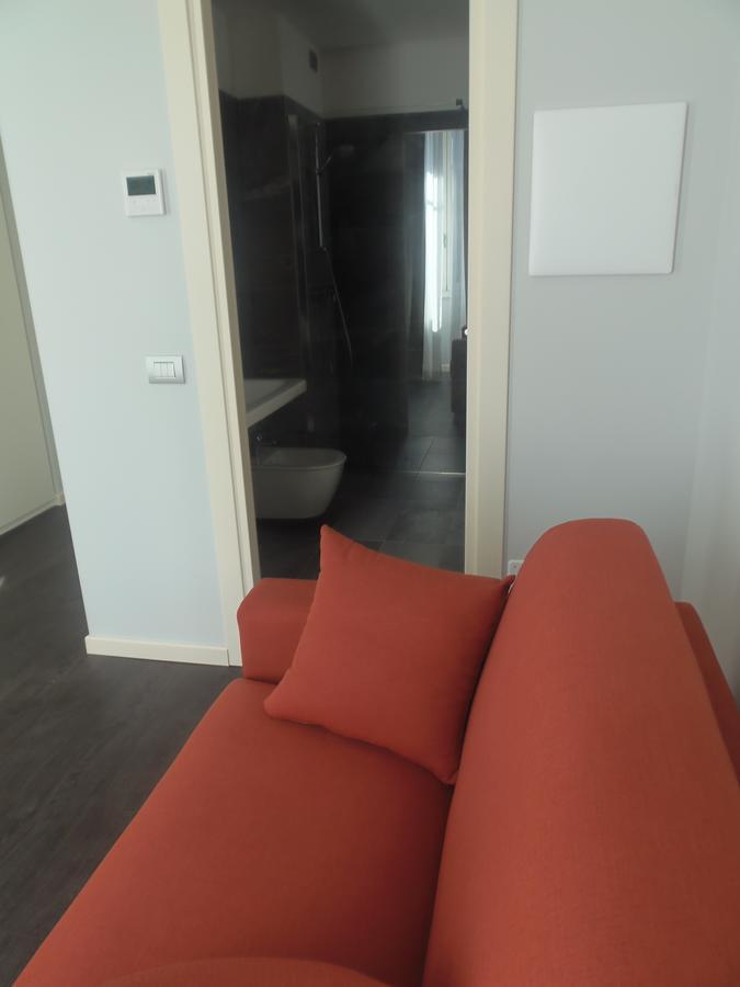Albergo Dongo Bagian luar foto